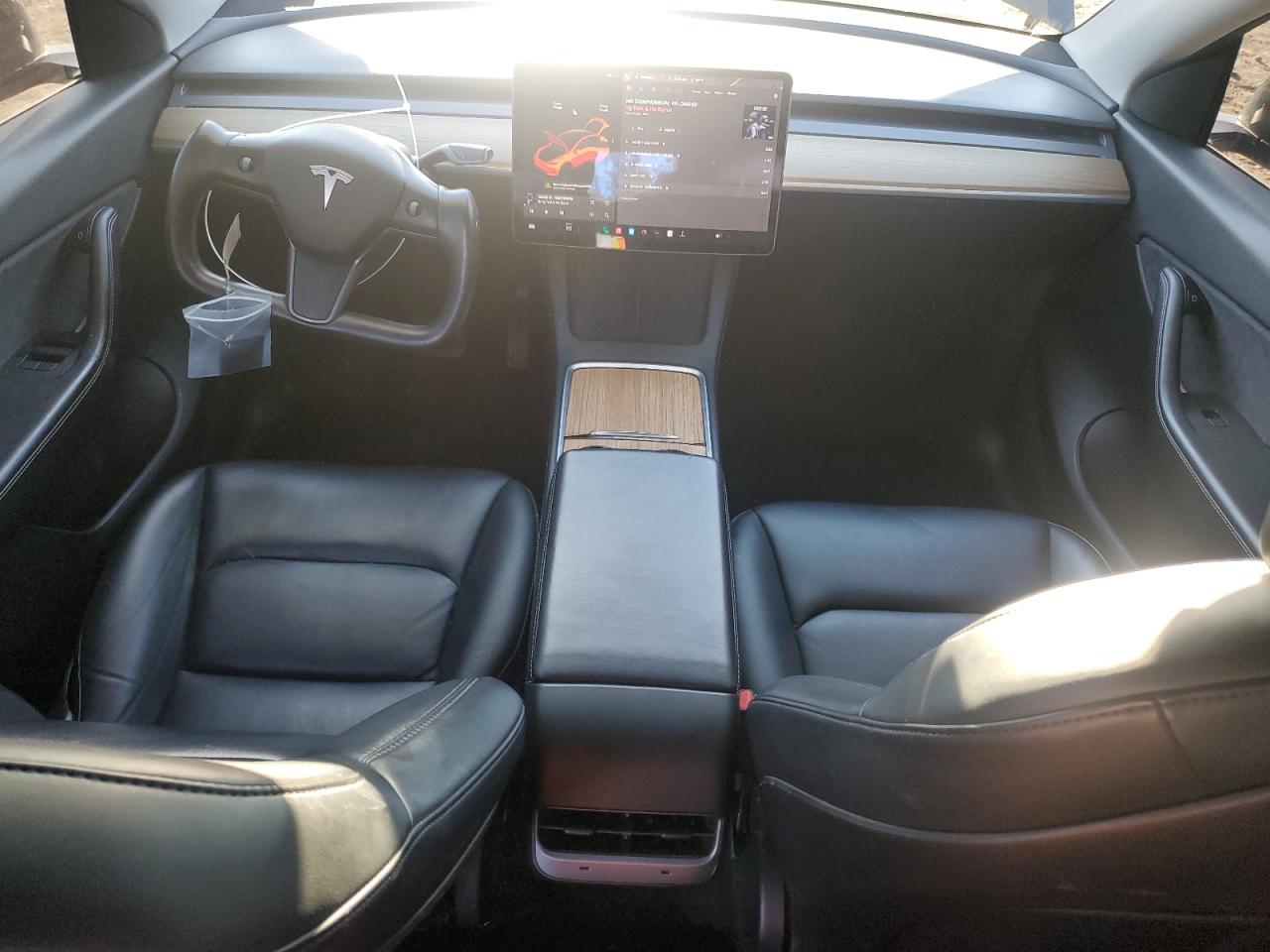 2021 Tesla Model Y VIN: 5YJYGDEE4MF253999 Lot: 85898525