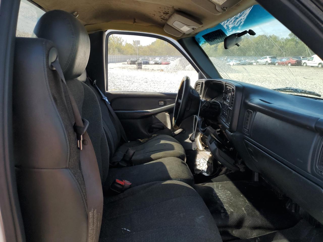 2000 Chevrolet Silverado C1500 VIN: 1GCEC14W4YZ145356 Lot: 85664485