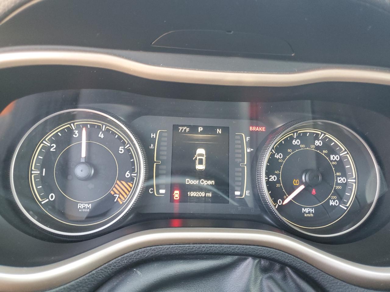 2014 Jeep Cherokee Latitude VIN: 1C4PJLCB7EW323475 Lot: 86315785