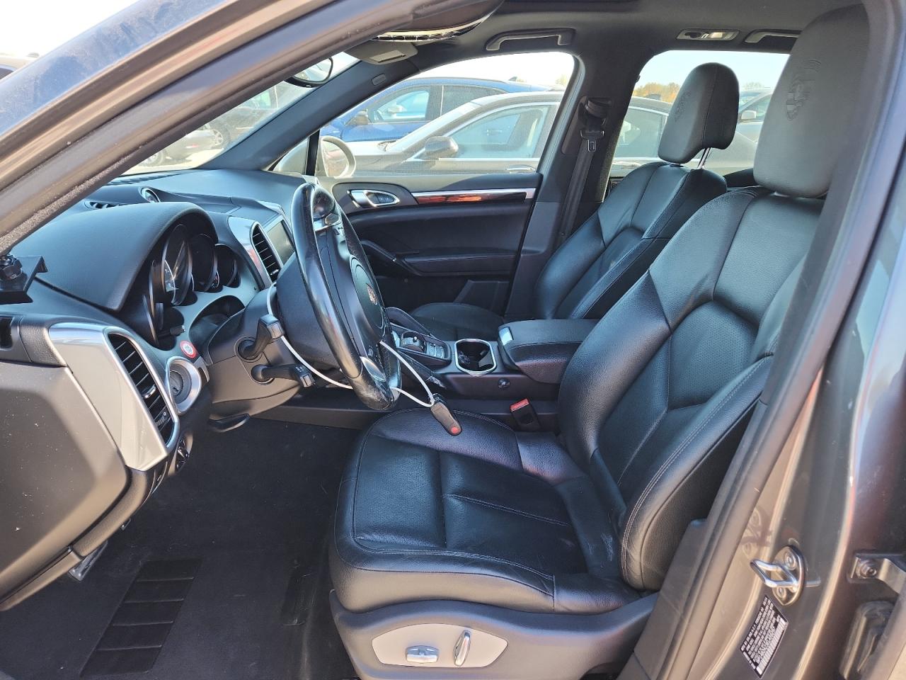 2014 Porsche Cayenne S VIN: WP1AB2A23ELA59297 Lot: 82563775