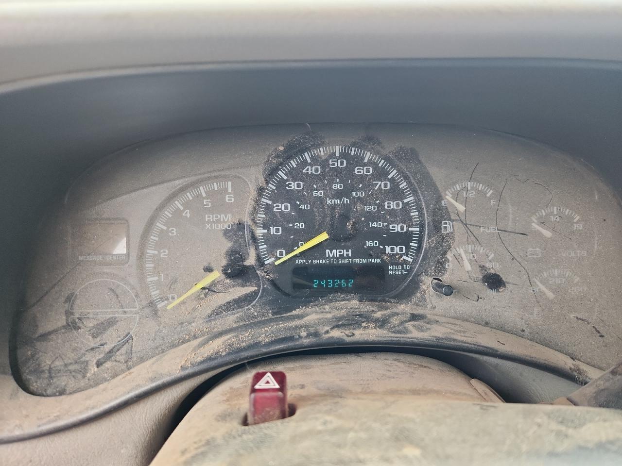 2000 Chevrolet Silverado C1500 VIN: 2GCEC19T3Y1280139 Lot: 85543445