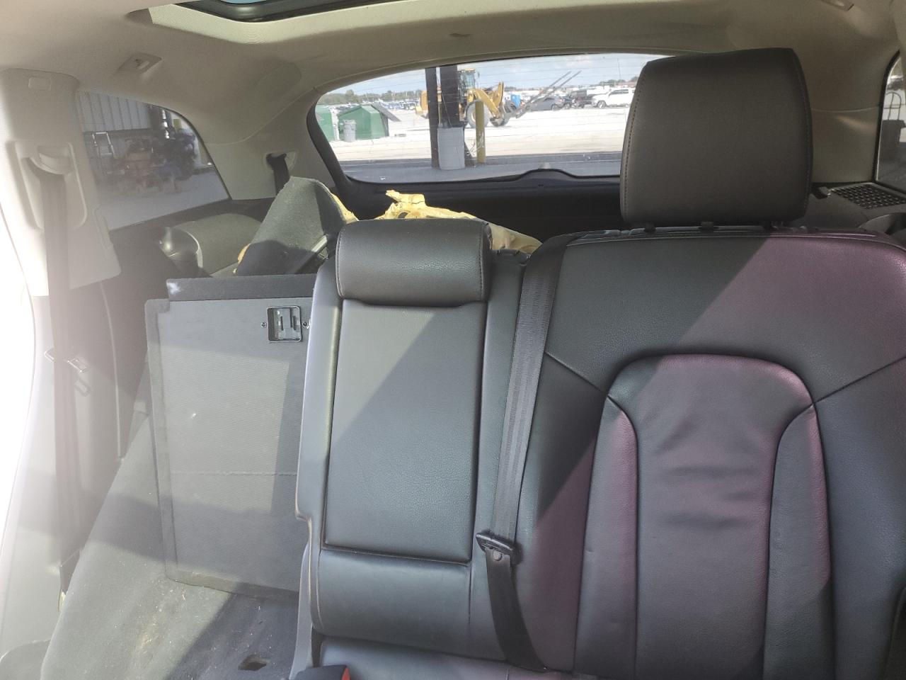 2015 Audi Q7 Premium Plus VIN: WA1LGAFE0FD012257 Lot: 87075575