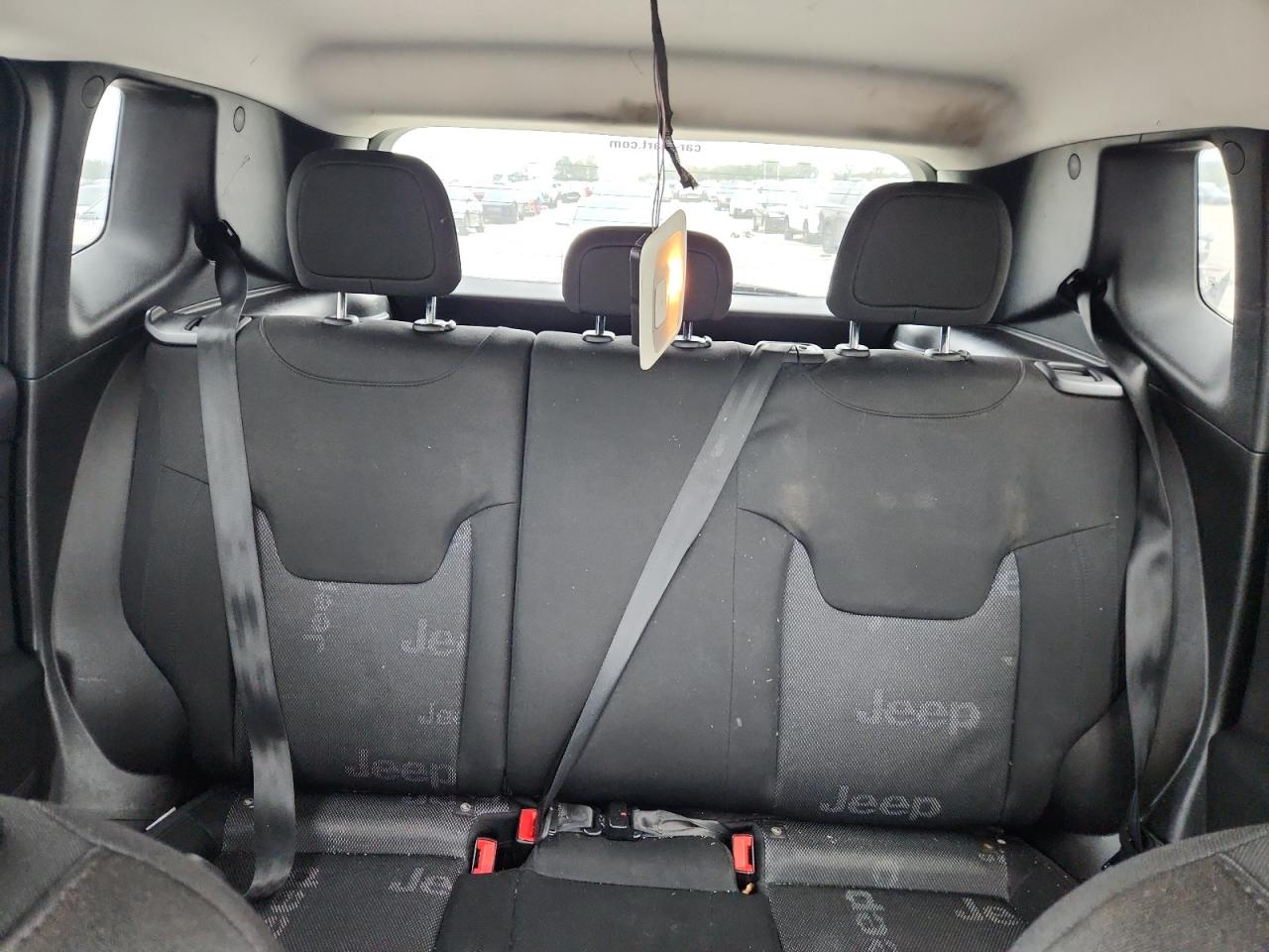 2017 Jeep Renegade Latitude VIN: ZACCJABB8HPE59698 Lot: 85183595