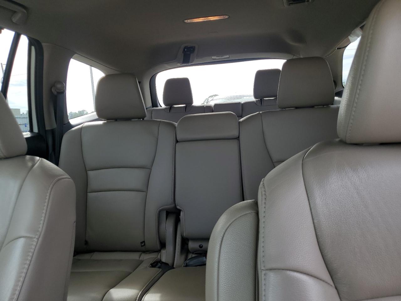 2019 Honda Pilot Touring VIN: 5FNYF5H96KB003717 Lot: 84440195