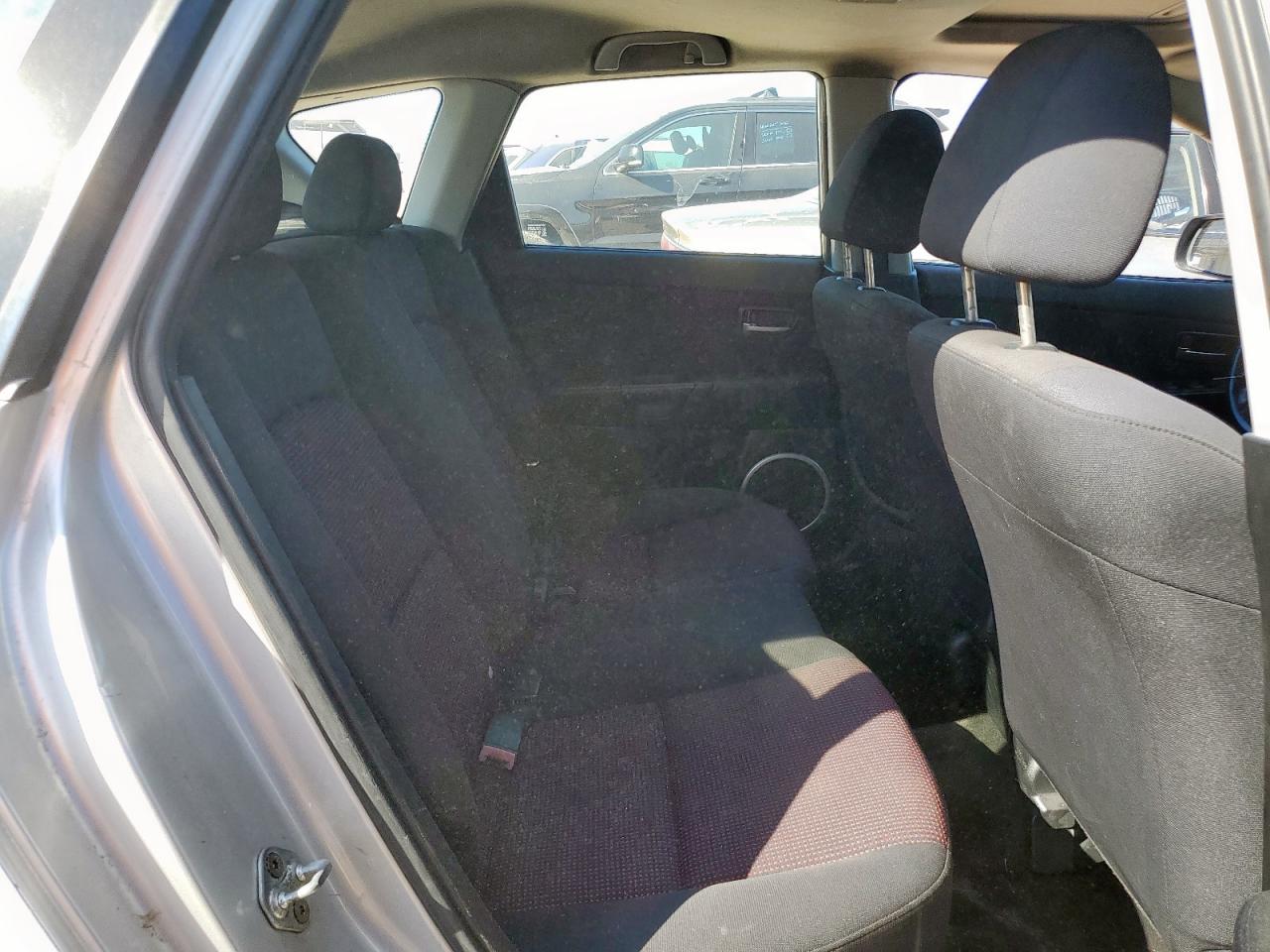 2004 Mazda 3 Hatchback VIN: JM1BK143241196066 Lot: 86712945