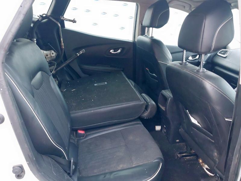 2018 RENAULT KADJAR 1.2 TCE SIGNATURE NAV 5DR