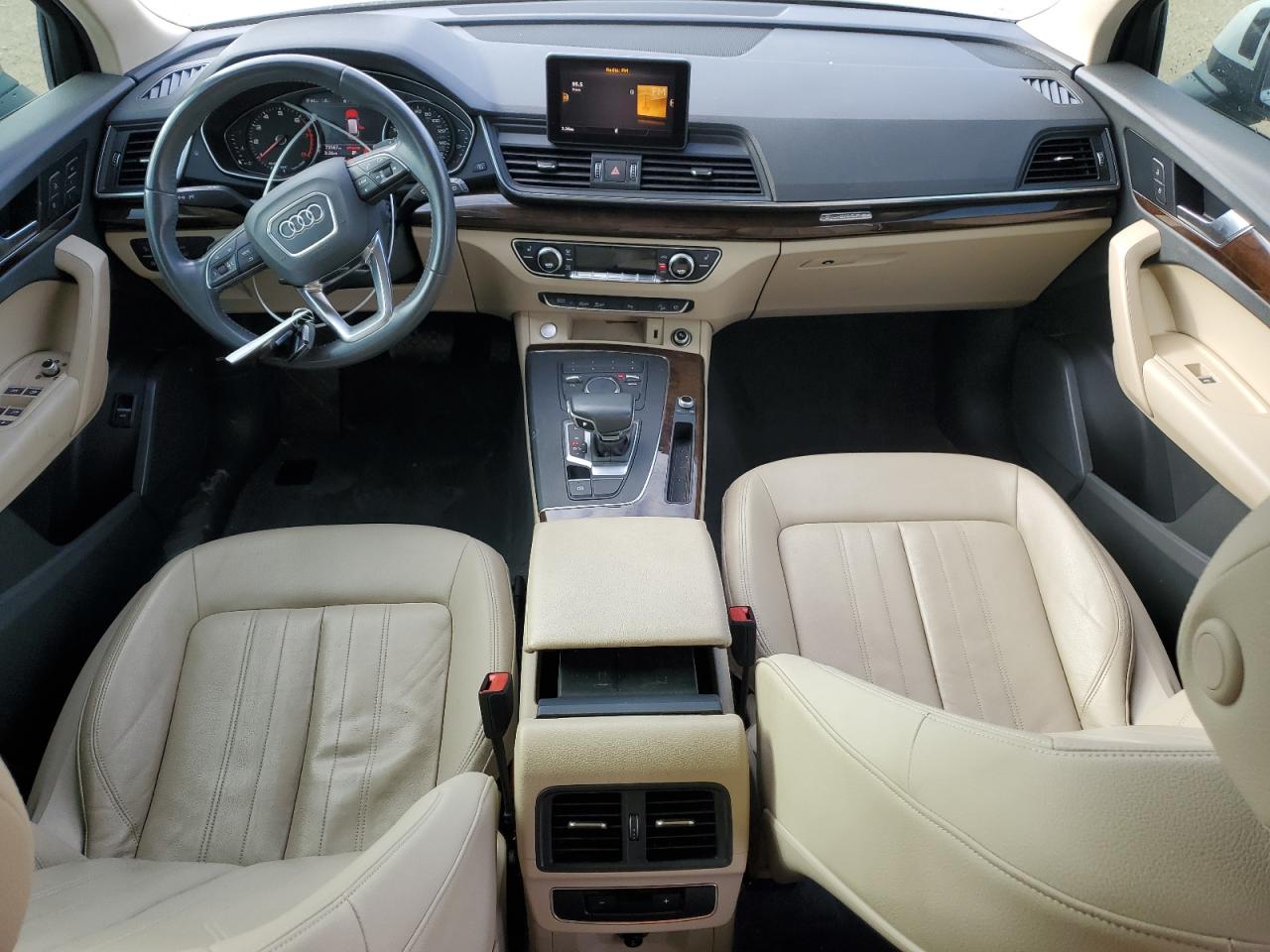 2020 Audi Q5 Premium VIN: WA1ANAFY0L2020180 Lot: 90943745