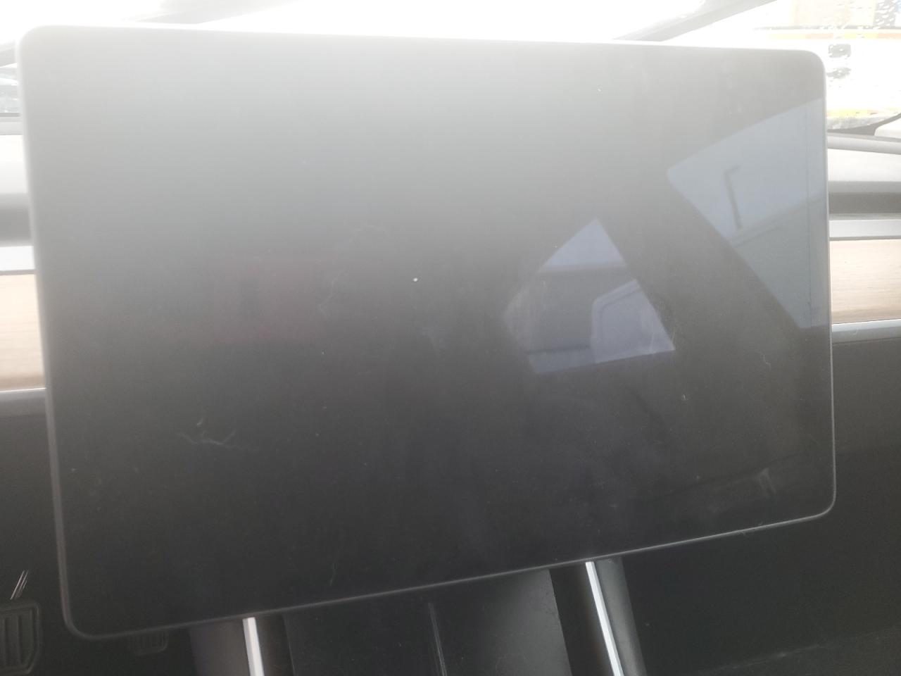 2018 Tesla Model 3 VIN: 5YJ3E1EB5JF181436 Lot: 89871685