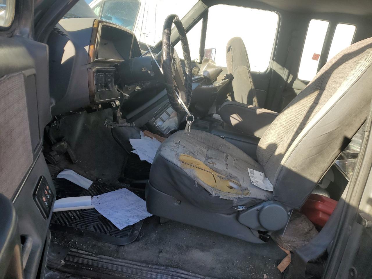 1990 Ford F250 VIN: 1FTHX26G3LKA08116 Lot: 90523745