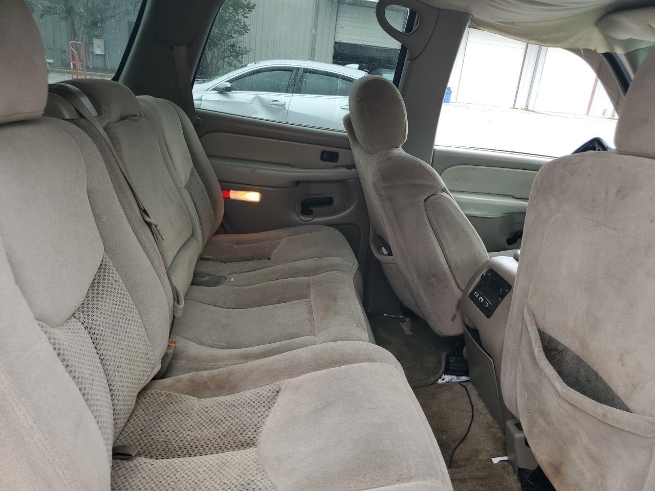 2003 Chevrolet Tahoe C1500 VIN: 1GNEC13V73R130634 Lot: 85278575