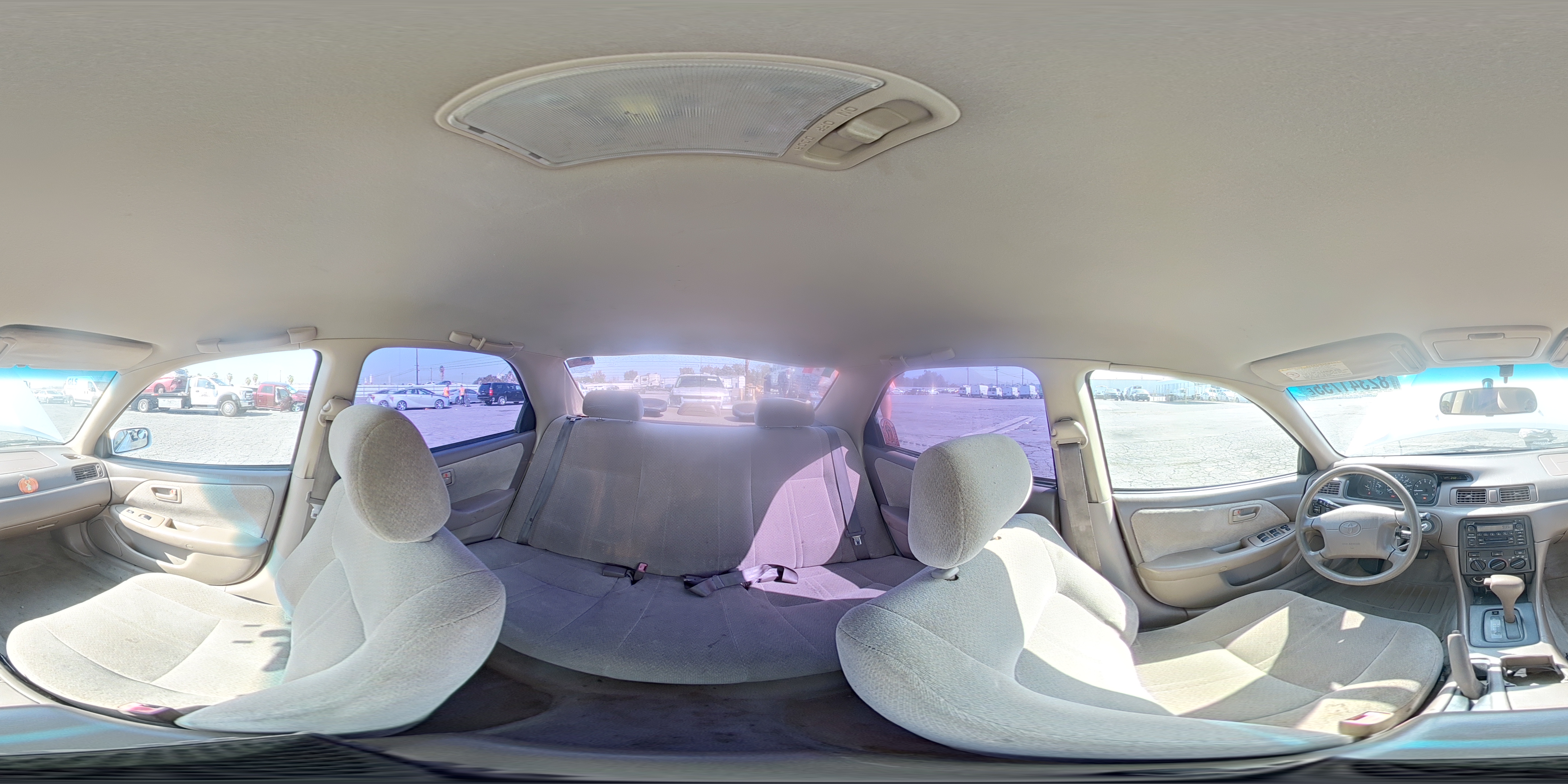 2000 Toyota Camry Le VIN: JT2BN22K7Y0001168 Lot: 82341755