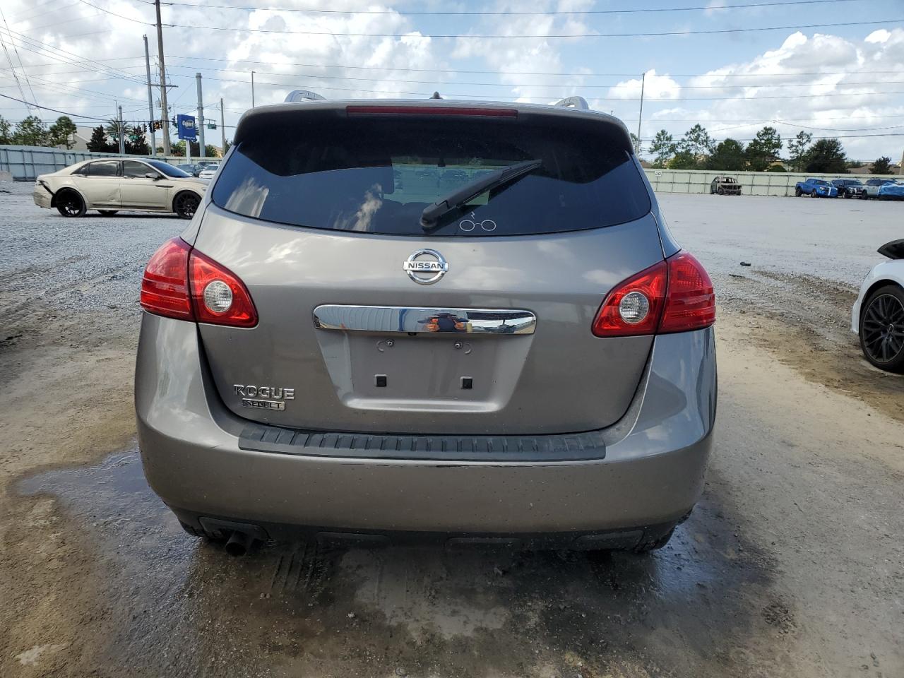 2015 Nissan Rogue Select S VIN: JN8AS5MT9FW157424 Lot: 84758835