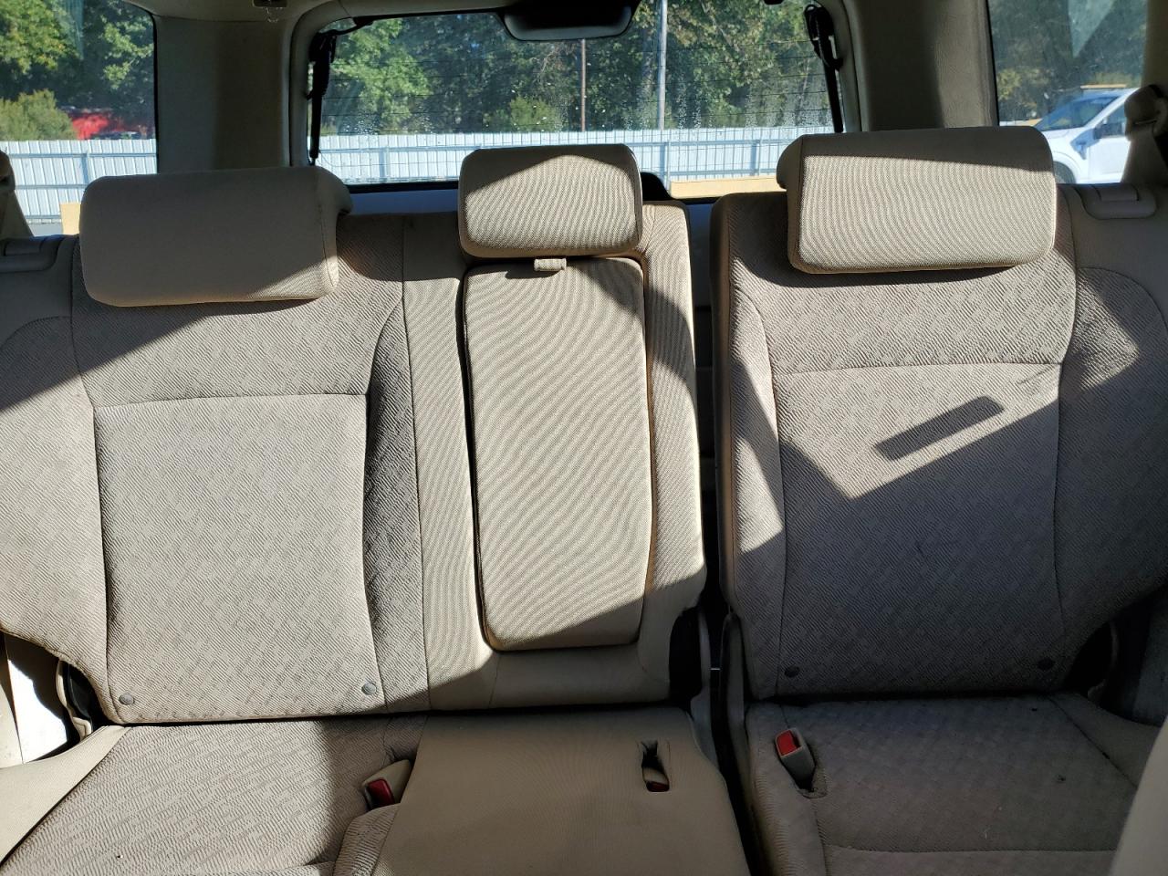 2005 Honda Cr-V Lx VIN: SHSRD68555U303257 Lot: 82440895