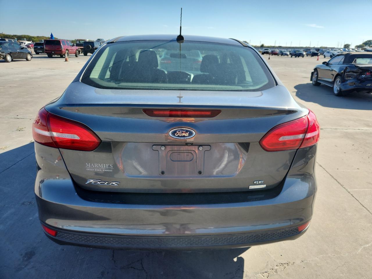 2017 Ford Focus Se VIN: 1FADP3FE3HL299565 Lot: 89482915