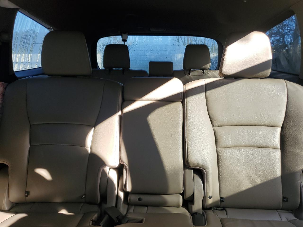 2018 Honda Pilot Exl VIN: 5FNYF5H50JB022954 Lot: 90652505