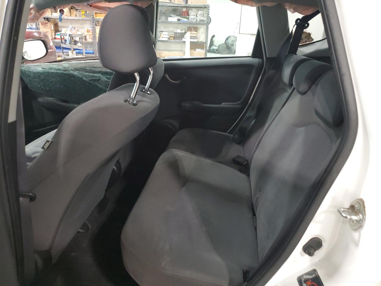 2010 Honda Fit VIN: JHMGE8H24AC022991 Lot: 90573465