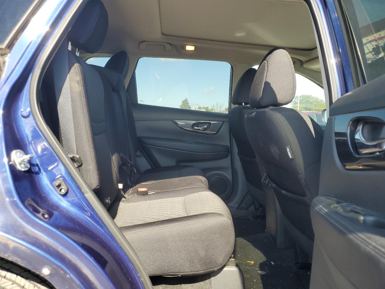 2017 Nissan Rogue Sv VIN: 5N1AT2MV6HC775731 Lot: 82269065