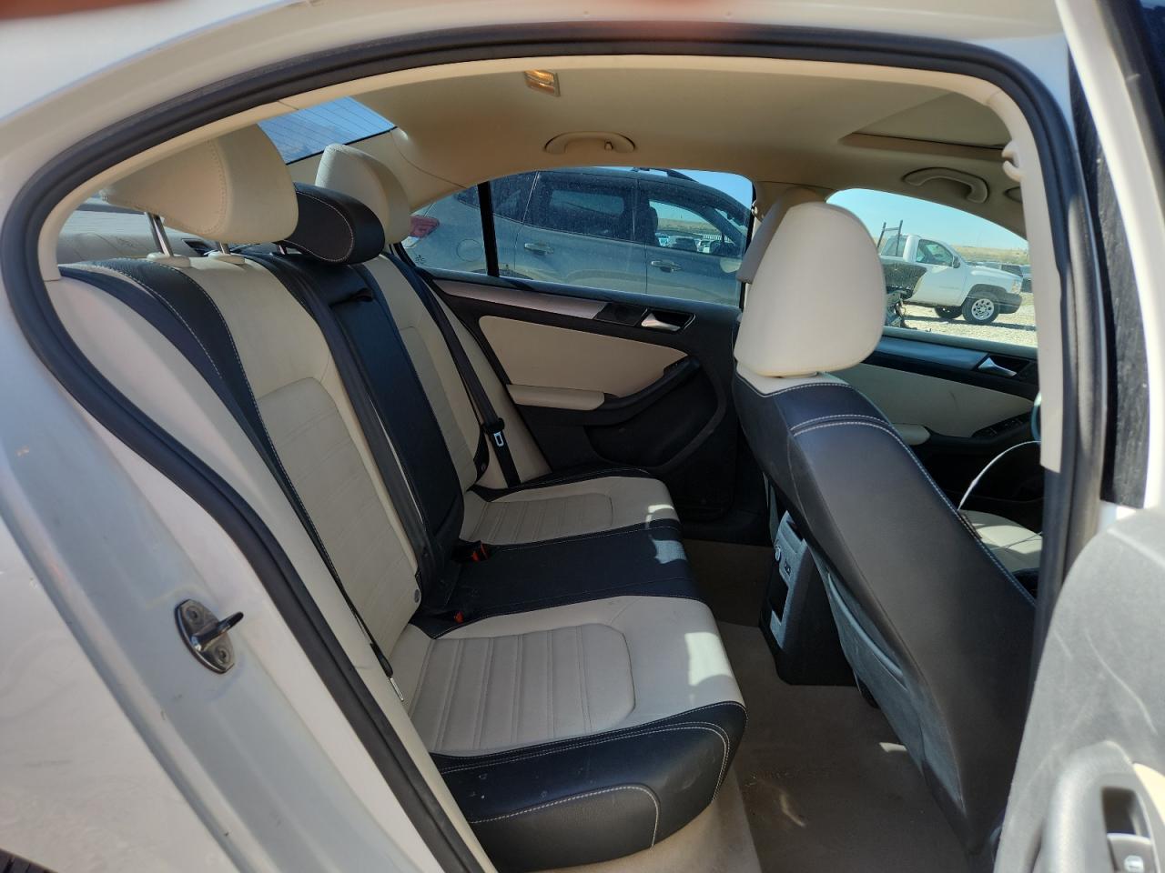 2012 Volkswagen Jetta Sel VIN: 3VWLX7AJ8CM366831 Lot: 87421675