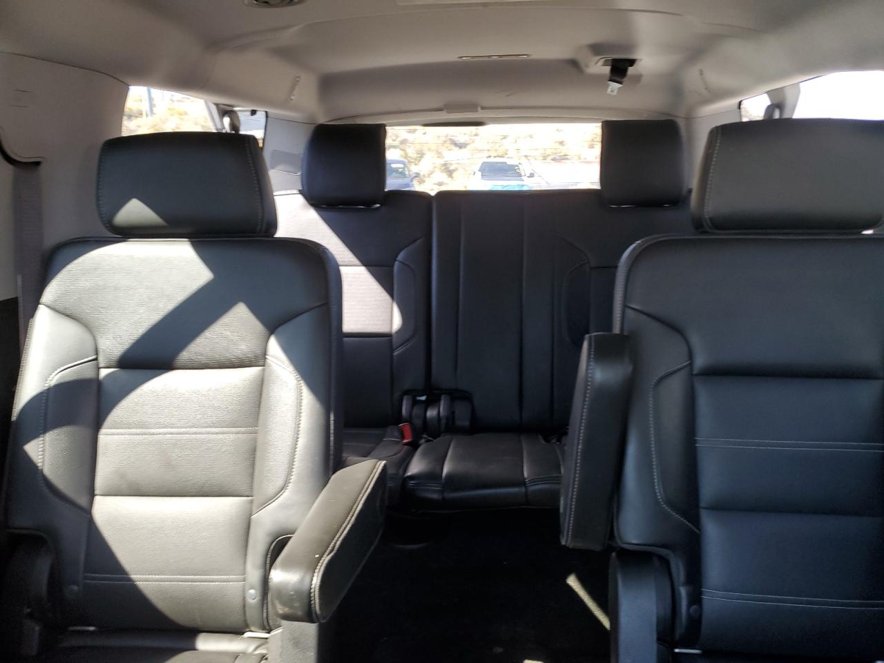 2016 GMC Yukon Xl Denali VIN: 1GKS2HKJ0GR262182 Lot: 84069445