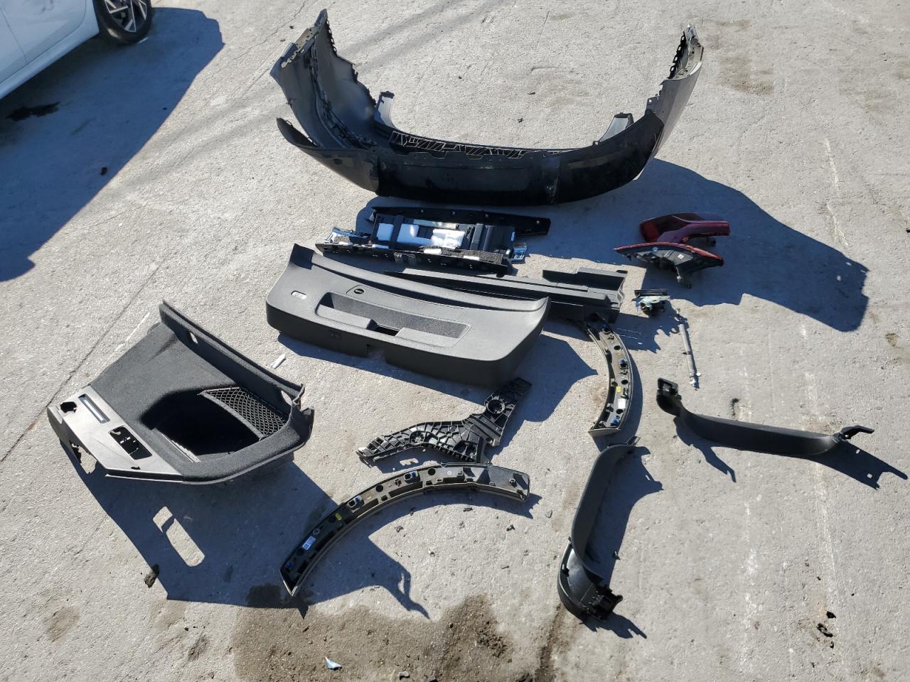 2022 Audi E-Tron S Prestige VIN: WA1VCBGE9NB035443 Lot: 85648455