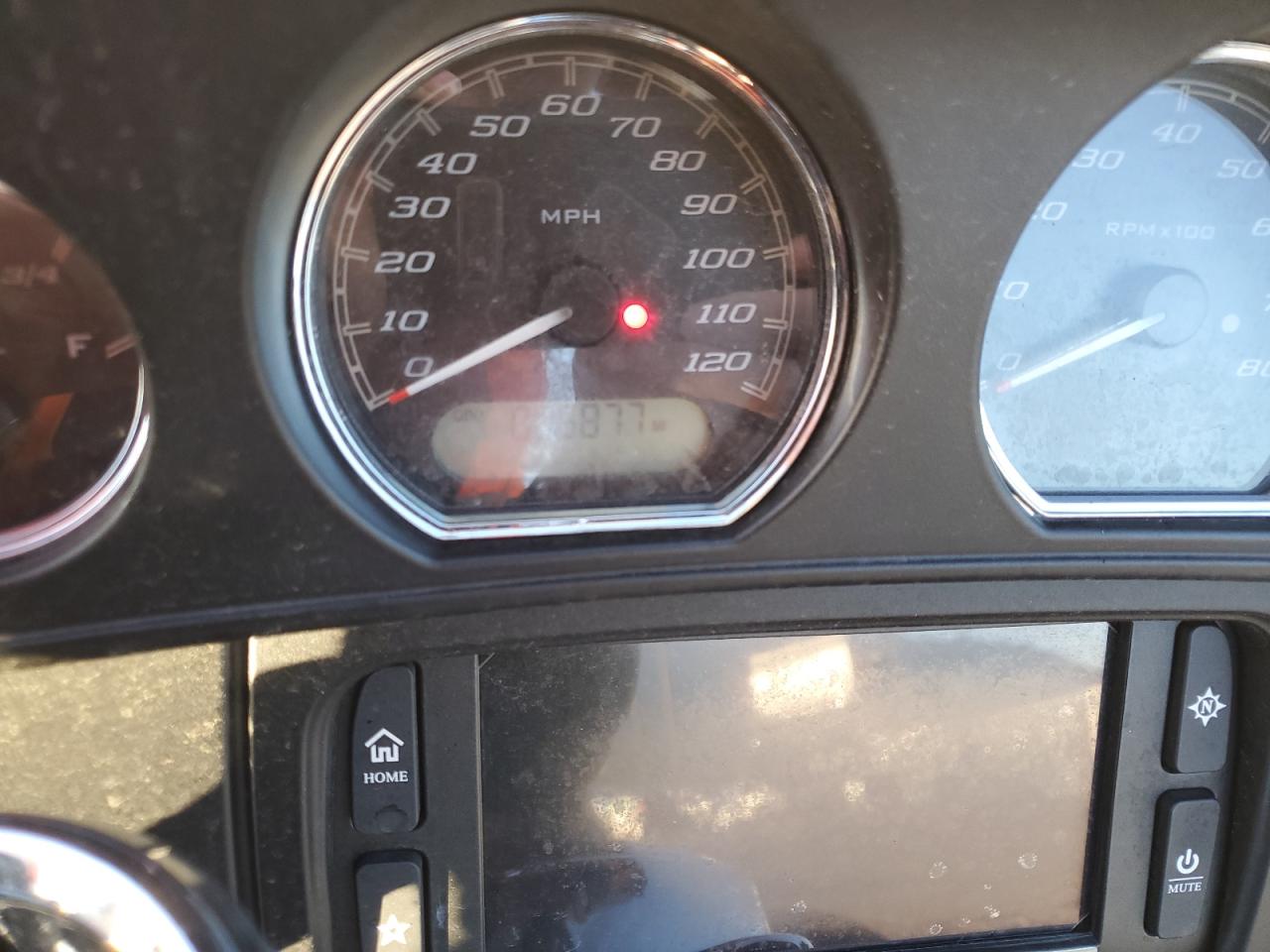 2018 Harley-Davidson Flhtcutg Tri Glide Ultra VIN: 1HD1MAD18JB851100 Lot: 85124065