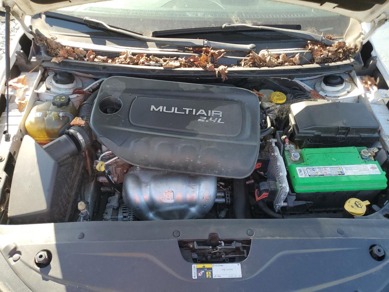 2015 Chrysler 200 Limited VIN: 1C3CCCABXFN502018 Lot: 82246625