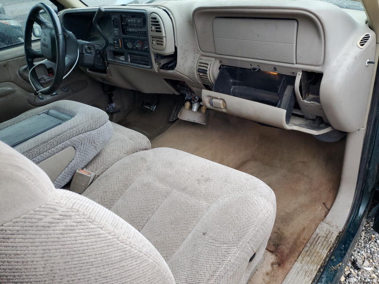 1998 GMC Sierra C1500 VIN: 1GTEC19R7WR509480 Lot: 90499625