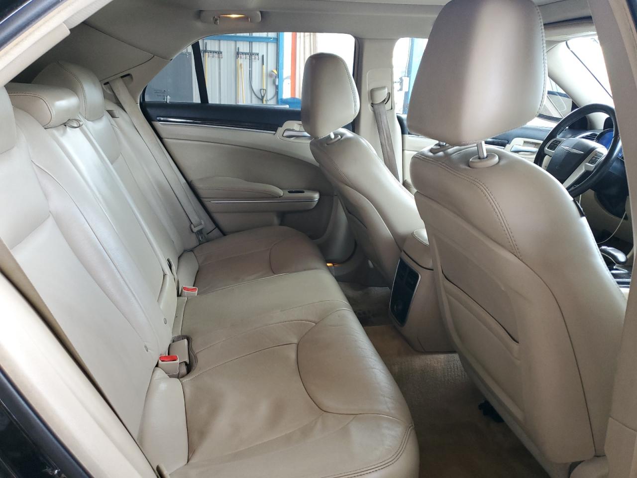 2013 Chrysler 300 VIN: 2C3CCAAG2DH572795 Lot: 89905245