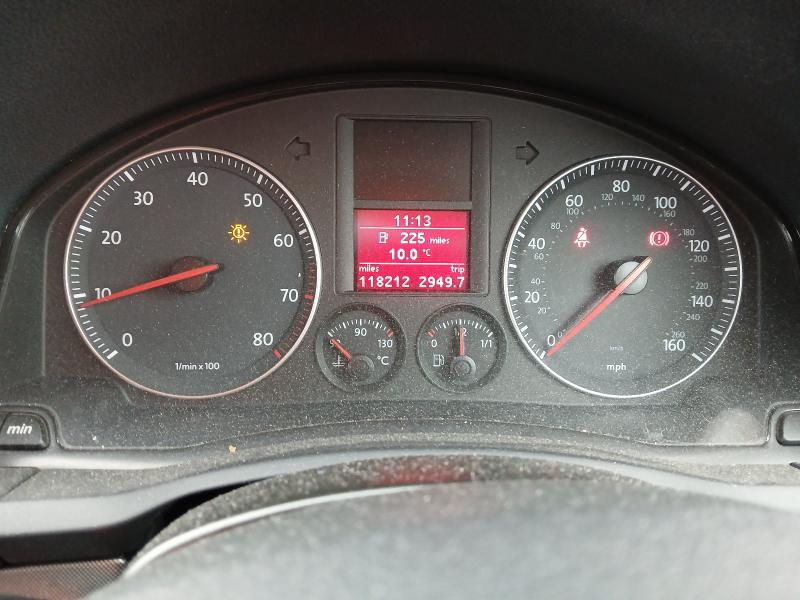 2005 VOLKSWAGEN GOLF 1.6 SE FSI 5DR