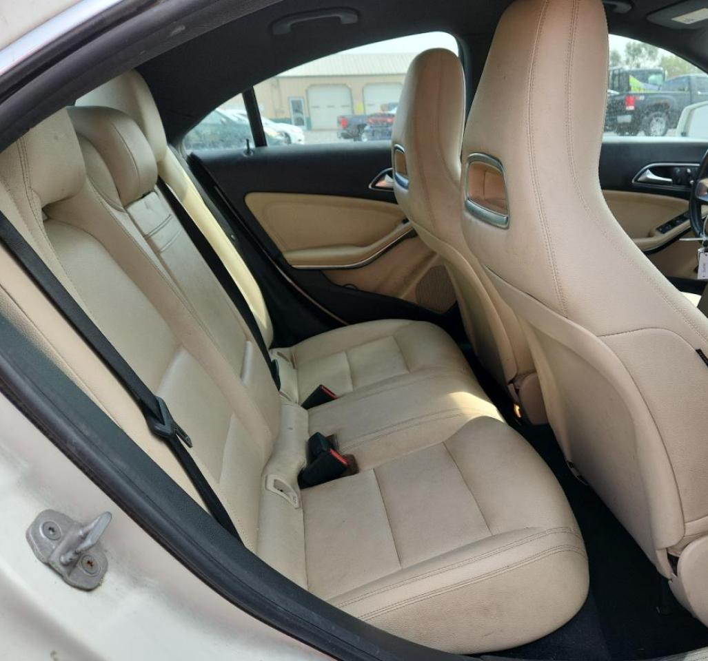 2017 Mercedes-Benz Cla 250 VIN: WDDSJ4EBXHN421865 Lot: 85860085