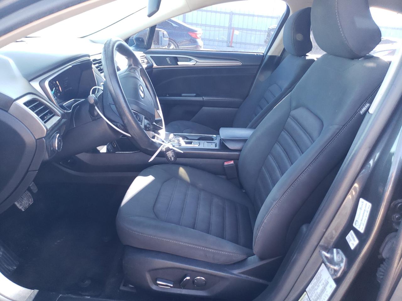 2017 Ford Fusion Se VIN: 3FA6P0HD1HR303965 Lot: 81982525