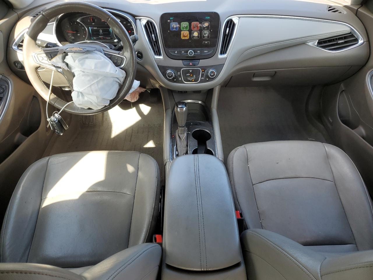 2018 Chevrolet Malibu Lt VIN: 1G1ZD5ST4JF282215 Lot: 85777945