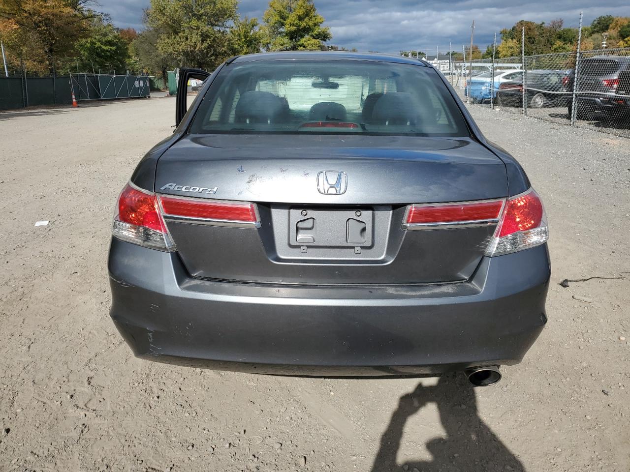 2011 Honda Accord Lxp VIN: 1HGCP2F48BA029100 Lot: 85881955