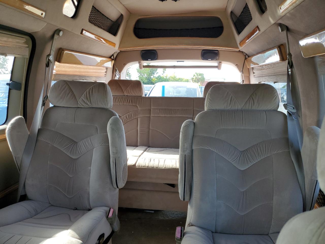 1999 Chevrolet Express G1500 VIN: 1GBFG15R1X1087211 Lot: 85136105