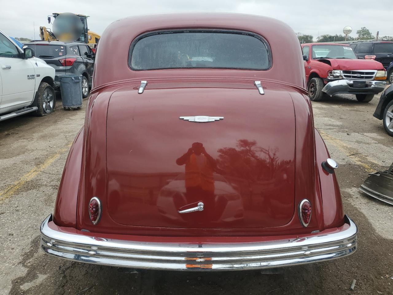 1938 Chevrolet Sedan VIN: KS121430 Lot: 87463535