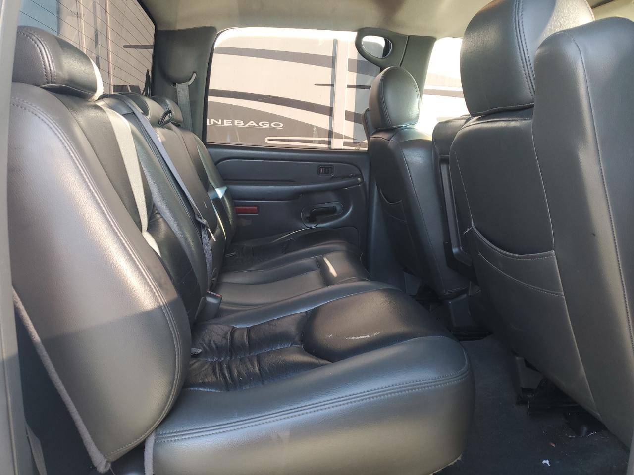 2005 Chevrolet Silverado C2500 Heavy Duty VIN: 1GCHC23295F849423 Lot: 82462075
