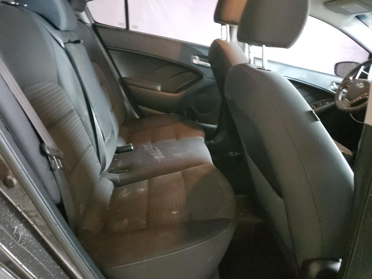 2018 Kia Forte Lx VIN: 3KPFL4A72JE178814 Lot: 90867675