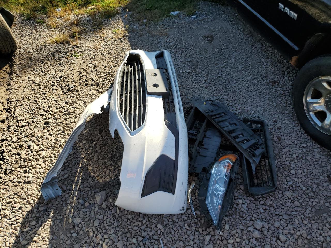 2019 Ford Fusion Se VIN: 3FA6P0LU6KR279614 Lot: 84815075