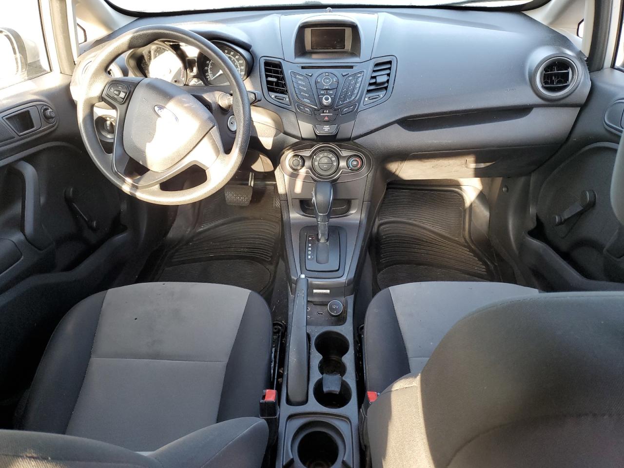 2018 Ford Fiesta S VIN: 3FADP4AJ1JM143068 Lot: 84831765