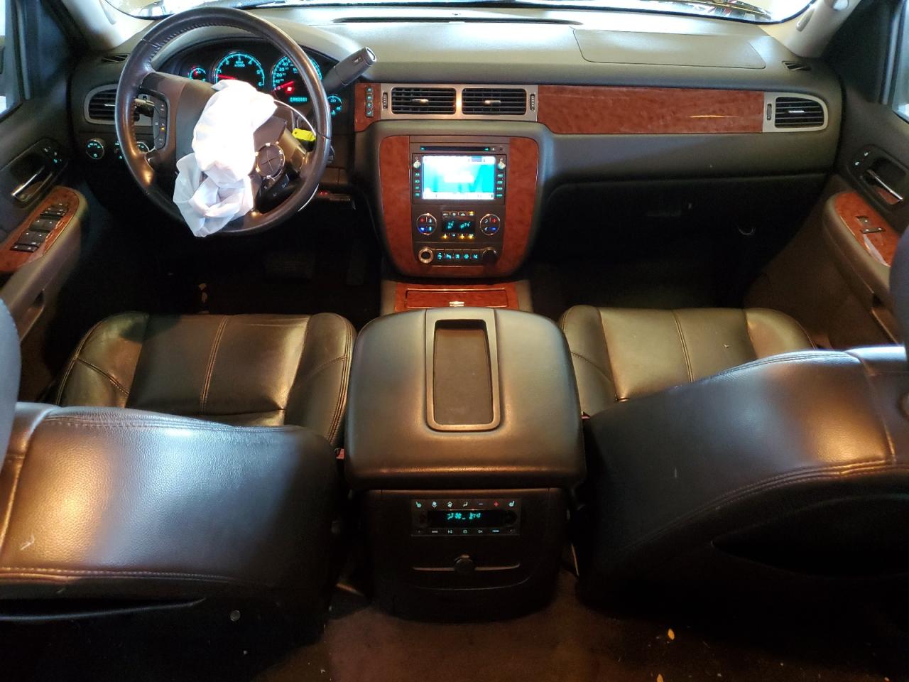 2008 Chevrolet Tahoe K1500 VIN: 1GNFK13088R203139 Lot: 82489965