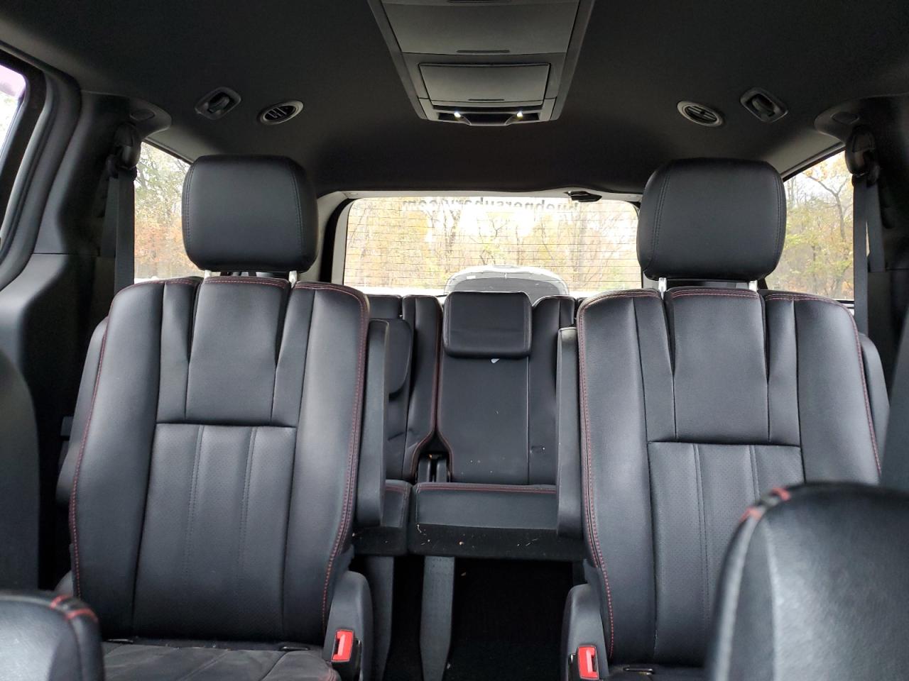 2016 Dodge Grand Caravan R/T VIN: 2C4RDGEG6GR265063 Lot: 90021035