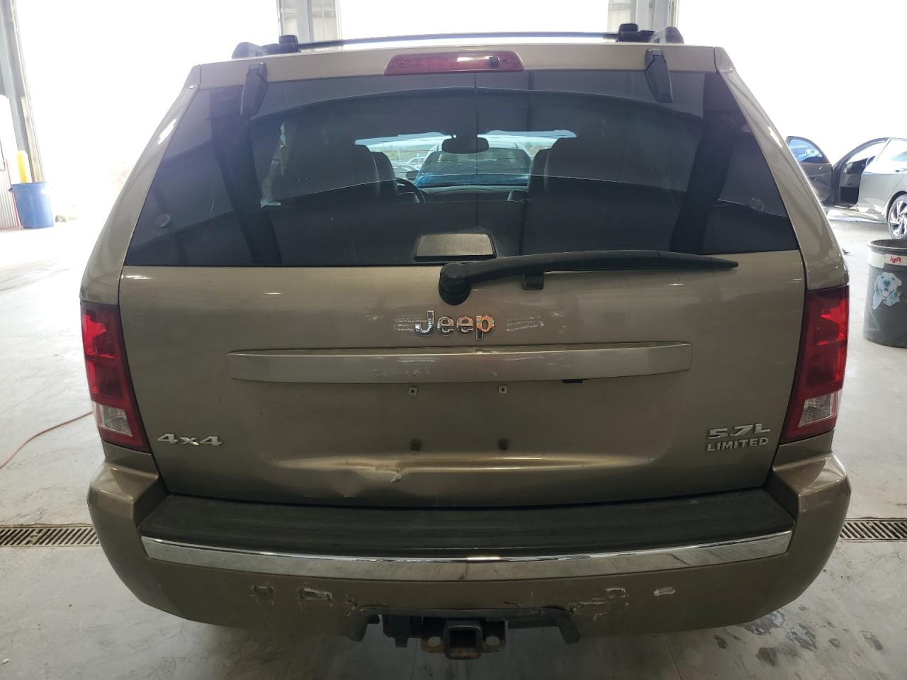 2005 Jeep Grand Cherokee Limited VIN: 1J8HR58245C551252 Lot: 81862575