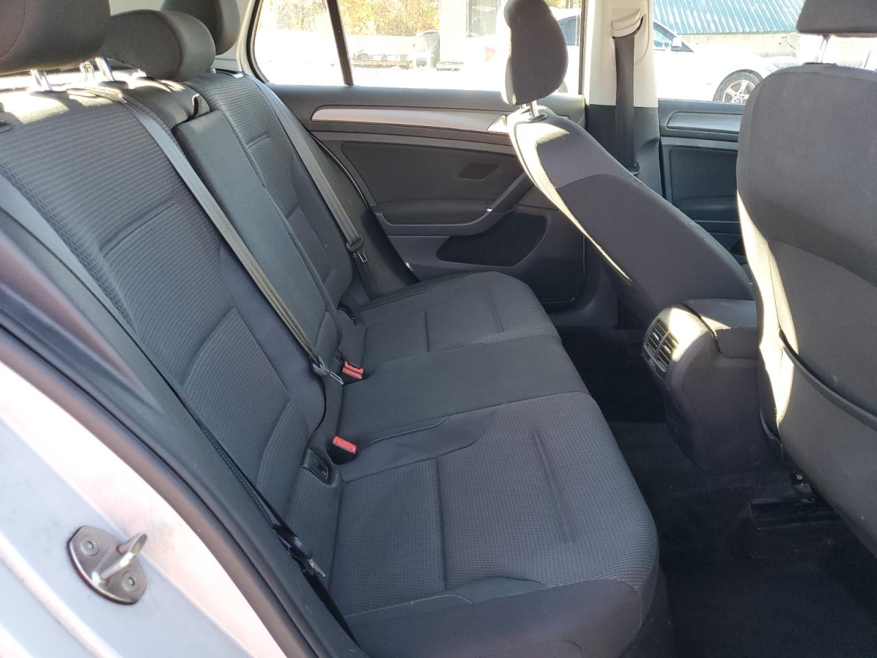 2019 Volkswagen E-Golf Se VIN: WVWKR7AU8KW903330 Lot: 87369535