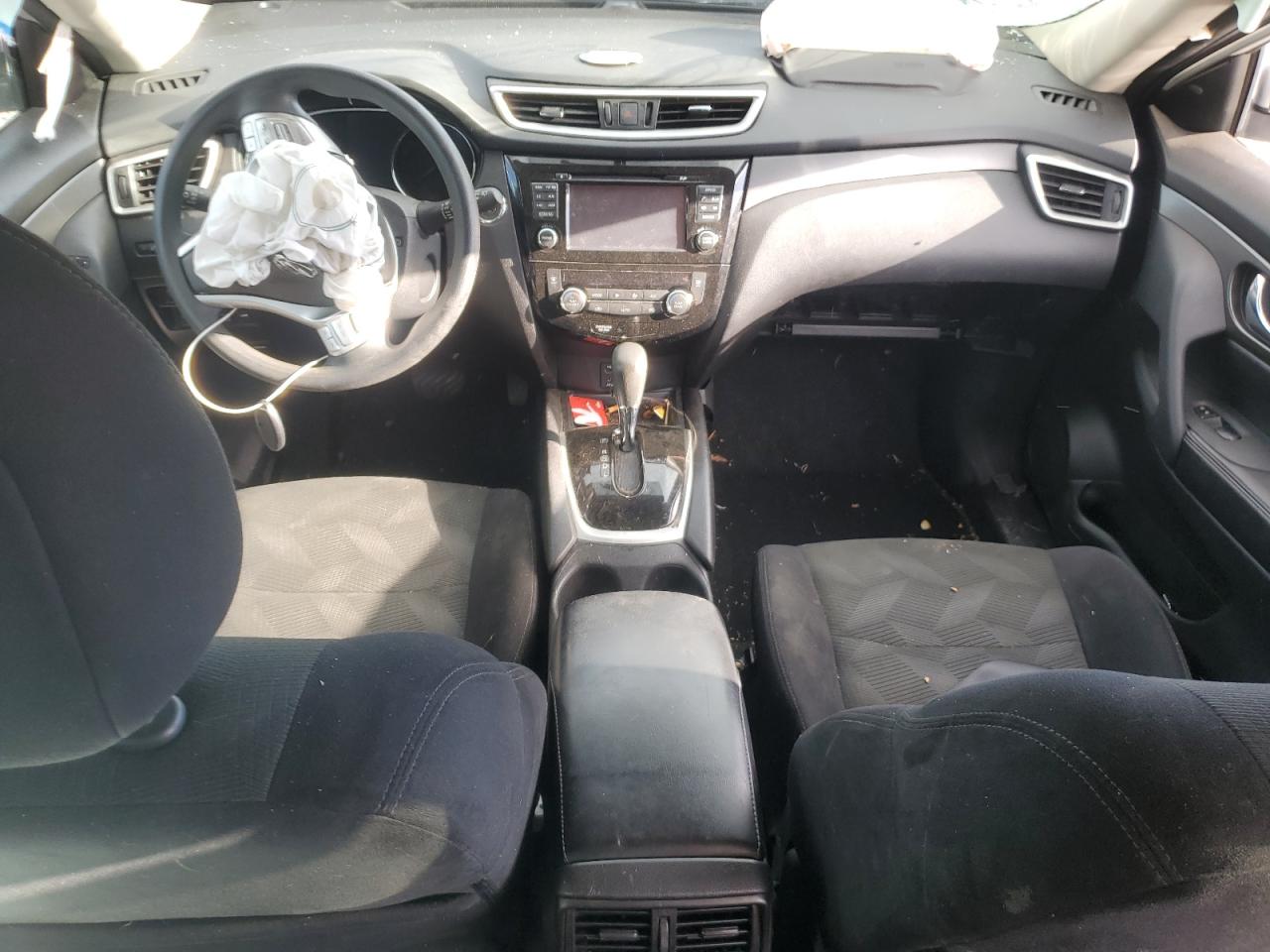 2015 Nissan Rogue S VIN: 5N1AT2MK5FC895345 Lot: 85647025