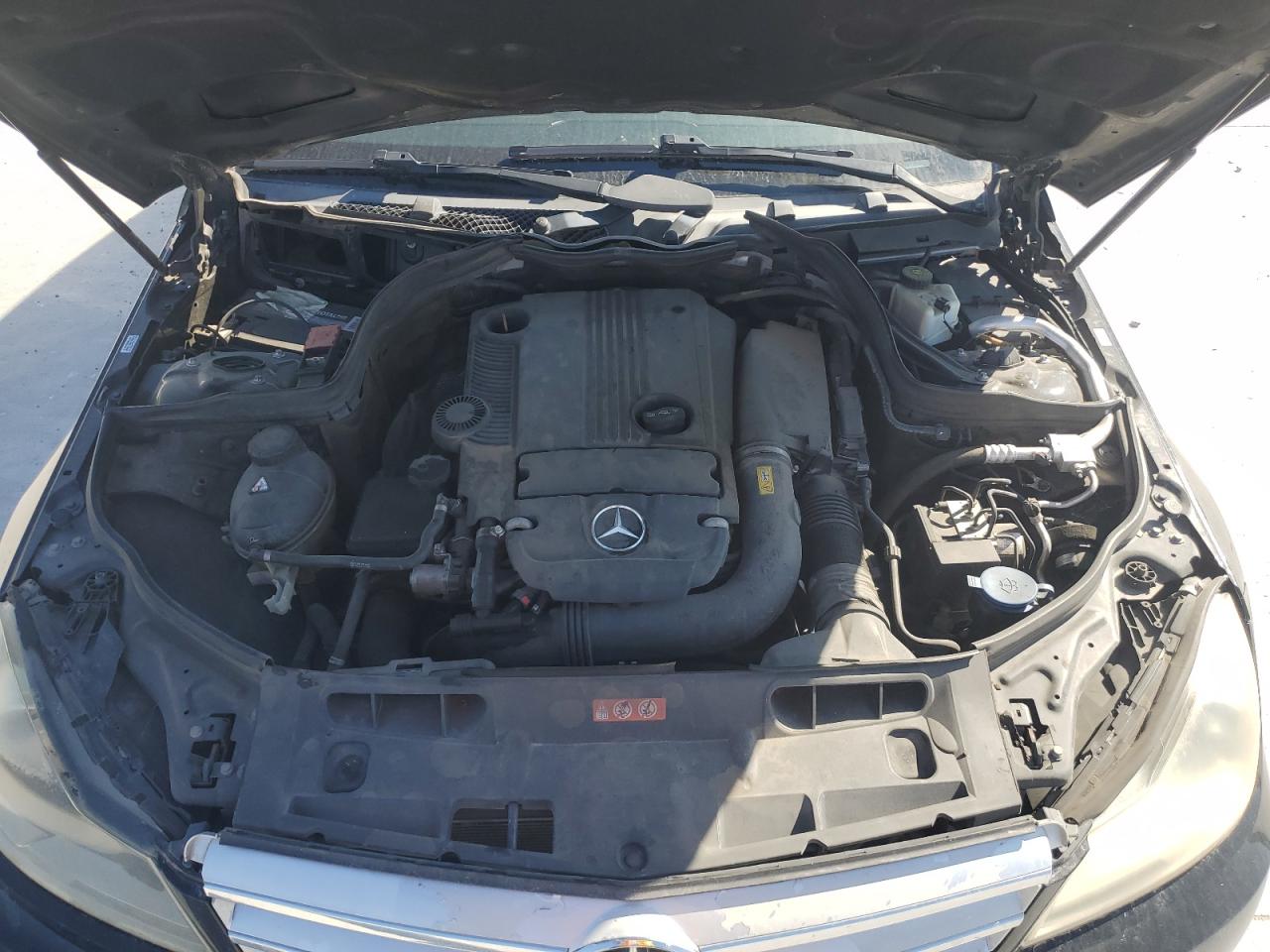 2014 Mercedes-Benz C 250 VIN: WDDGF4HB8EG238435 Lot: 86878045