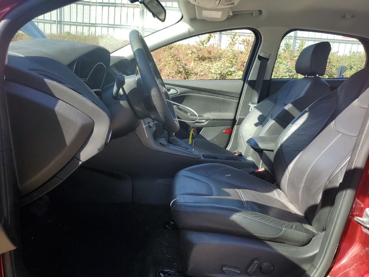 2015 Ford Focus Se VIN: 1FADP3F29FL268419 Lot: 86082545