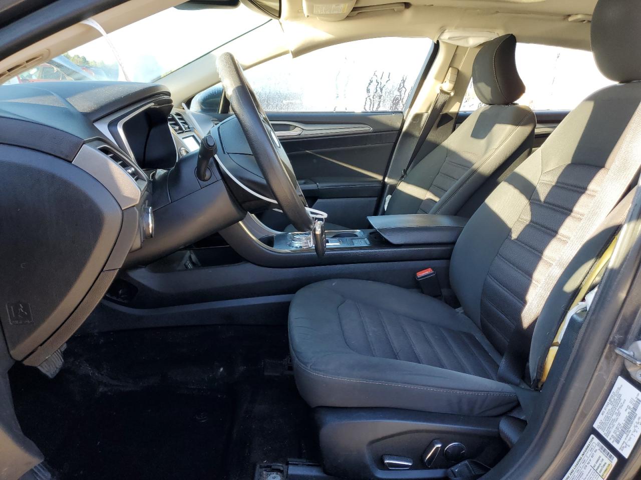 2019 Ford Fusion Se VIN: 3FA6P0LU2KR104860 Lot: 84580625