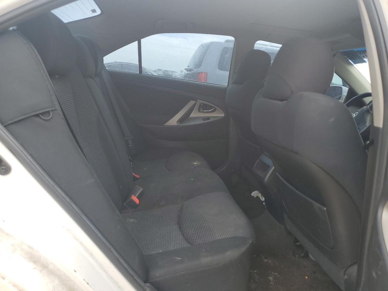 2011 Toyota Camry Base VIN: 4T1BF3EK2BU752664 Lot: 84816885