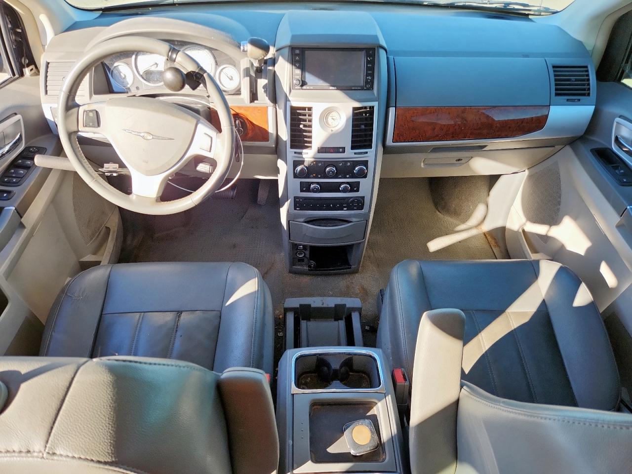 2009 Chrysler Town & Country Touring VIN: 2A8HR54109R522079 Lot: 90374085