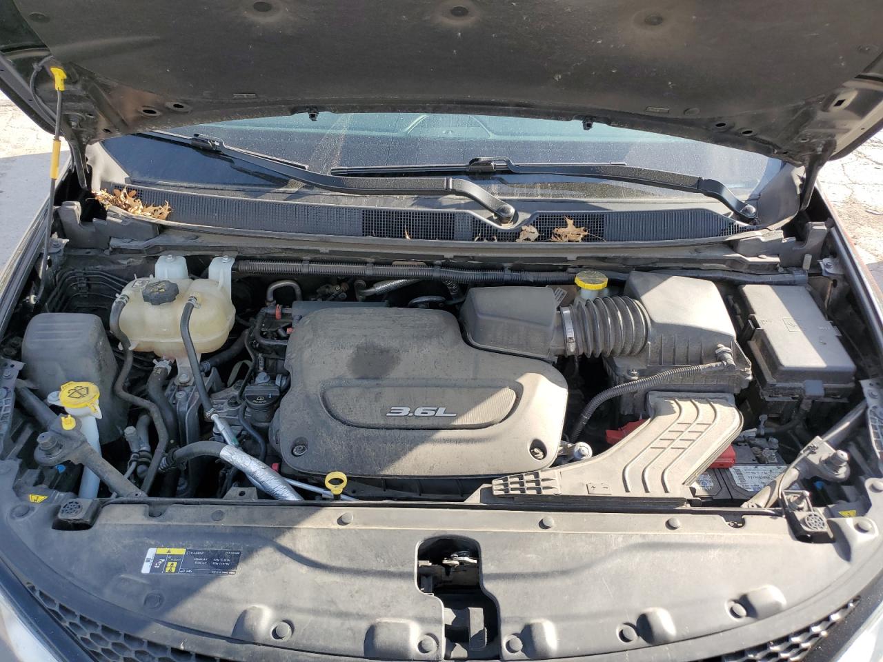 2018 Chrysler Pacifica Limited VIN: 2C4RC1GG4JR333591 Lot: 84740025